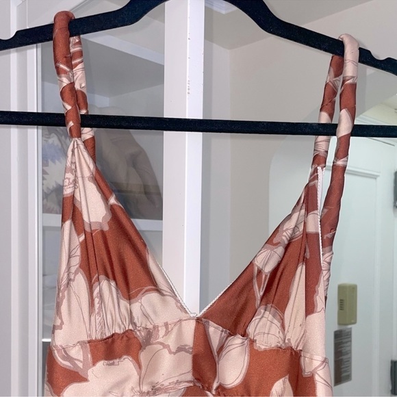 Alexis Floral Maxi Dress in Rust and White - Picture 6 of 11